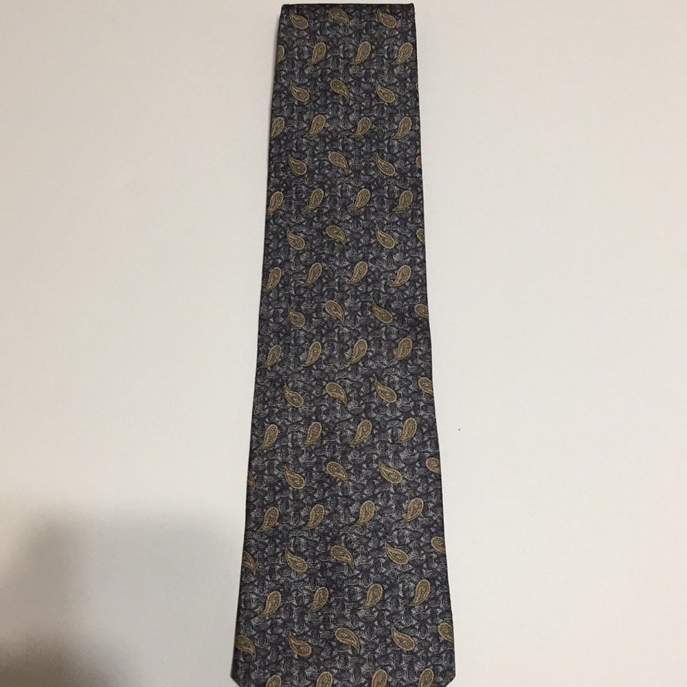 Men’s Pierre Cardin tie